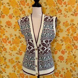 Beautiful True Vintage Floral Button Sweater Vest